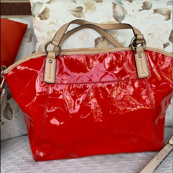 Coach Red Patent Embossed Large Satchel Bag - Picture 3 of 13